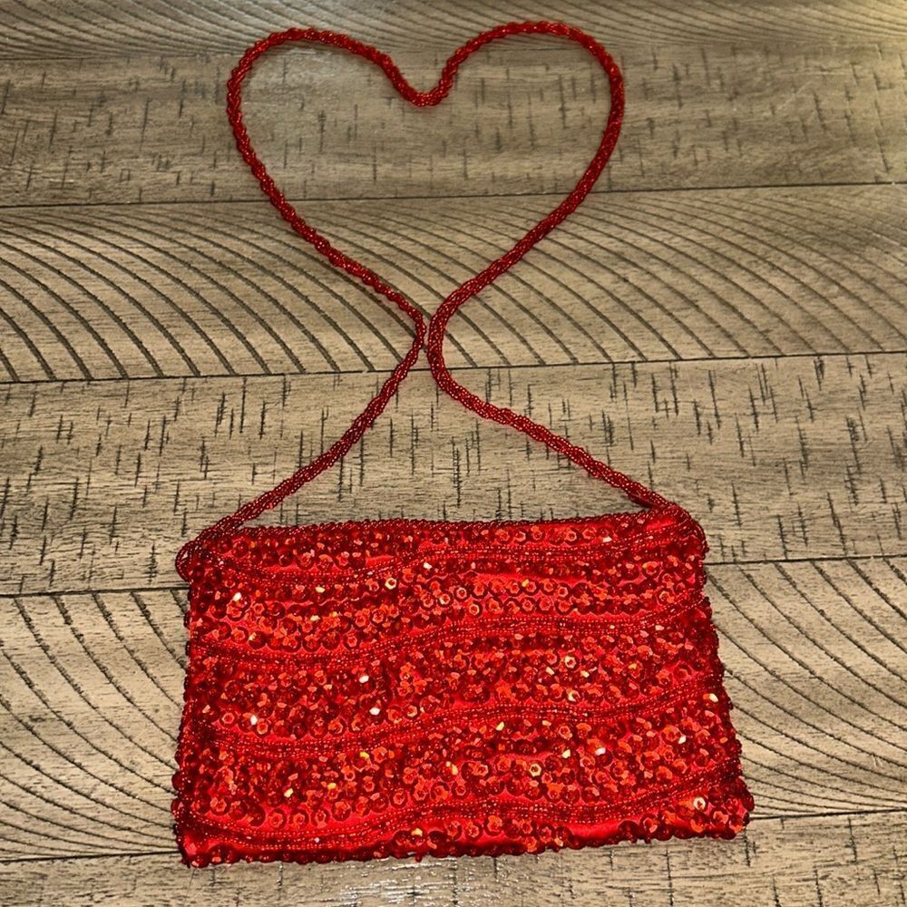 Heirloom Red Hot 🚒 Walborg Evening Purse 👛 sparkle 💖 & shine 🪩 1970s style!